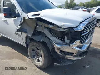 2019 Ram 2500 Lone Star with VIN 3C6UR5DL7KG544980, listed as a IAAI auction lot 41933163 with 184,151 mi miles and . Bid and sale history available at DreamBid. Image 18.