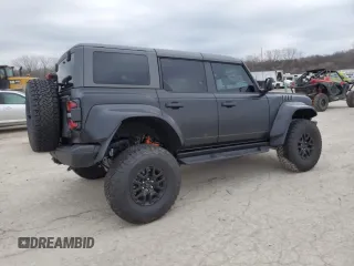 2024 Ford Bronco Raptor z VIN 1FMEE0RR1RLA48137, wystawiony jako Copart lot #87255664 z przebiegiem 1 974 mil mil oraz Szkoda całkowita • Salvage title. Historia ofert i sprzedaży dostępna na DreamBid. Obrazek 3.