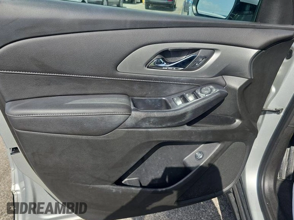 2022 Chevrolet Traverse LT Cloth with VIN 1GNEVGKW4NJ169495, listed as a IAAI auction lot 42610961 with 34,588 mi miles and . Bid and sale history available at DreamBid. Image 10.