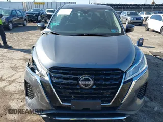 2023 Nissan Kicks S with VIN 3N1CP5BV3PL533670, listed as a IAAI auction lot 41652382 with 61,277 mi miles. Bid and sale history available at carsss.com. Image 12.