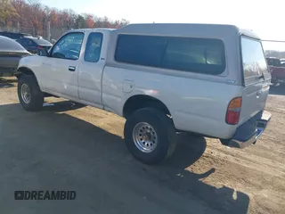 1998 Toyota Tacoma with VIN 4TAWN72N3WZ103586, listed as a IAAI auction lot 40908635 with 197,024 mi miles and . Bid and sale history available at DreamBid. Image 3.