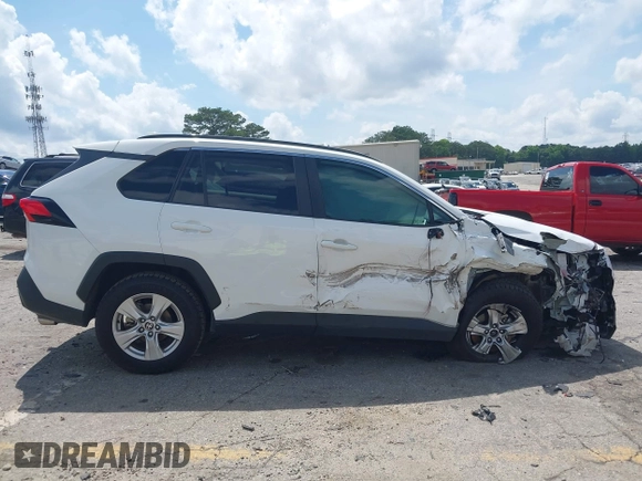 2021 Toyota RAV4 XLE with VIN 2T3W1RFV2MW146030, listed as a IAAI auction lot 42366687 with 88,889 mi miles and . Bid and sale history available at DreamBid. Image 13.