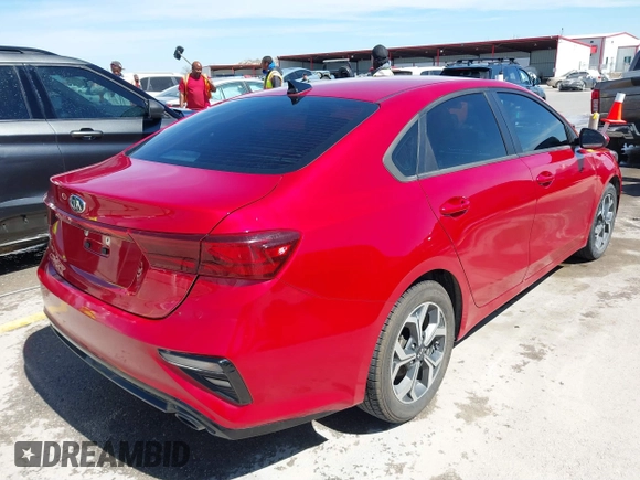 2021 Kia Forte LXS z VIN 3KPF24AD9ME330665, wystawiony jako IAAI lot #41817755 z przebiegiem 93 215 mil mil oraz . Historia ofert i sprzedaży dostępna na DreamBid. Obrazek 4.