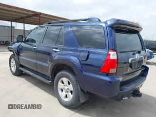2007 Toyota 4Runner SR5 with VIN JTEZU14R070088127, listed as a IAAI auction lot 41938132 with 289,180 mi miles. Bid and sale history available at carsss.com. Image 3.