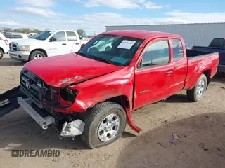 2008 Toyota Tacoma PreRunner with VIN 5TETU62NX8Z564585, listed as a IAAI auction lot 41576009 with 193,868 mi miles. Bid and sale history available at carsss.com. Image 19.
