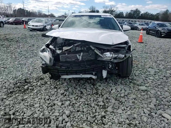 2016 Toyota Camry XLE with VIN 4T1BF1FK6GU174367, listed as a Copart auction lot 47847175 with 106,783 mi miles and Salvage Title. Bid and sale history available at carsss.com. Image 10.