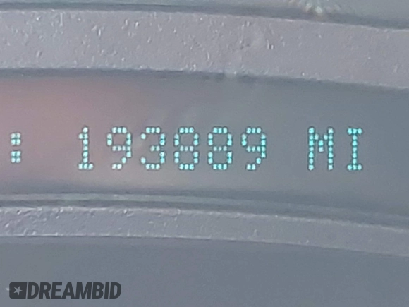 2004 Chevrolet Tahoe LS with VIN 1GNEK13Z84J232031, listed as a IAAI auction lot 42073698 with 193,889 mi miles. Bid and sale history available at carsss.com. Image 16.