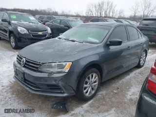 2015 Volkswagen Jetta Sedan 1.8T Sport with VIN 3VWD17AJ6FM319596, listed as a IAAI auction lot 41370591 with 92,818 mi miles. Bid and sale history available at carsss.com. Image 2.