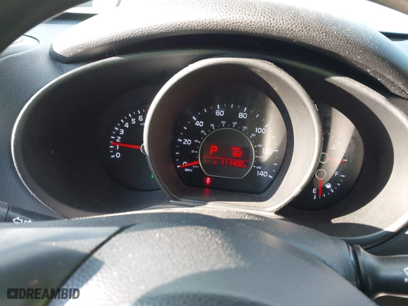 2015 Kia Soul with VIN KNDJN2A21F7798011, listed as a IAAI auction lot 41235575 with 111,402 mi miles. Bid and sale history available at carsss.com. Image 7.