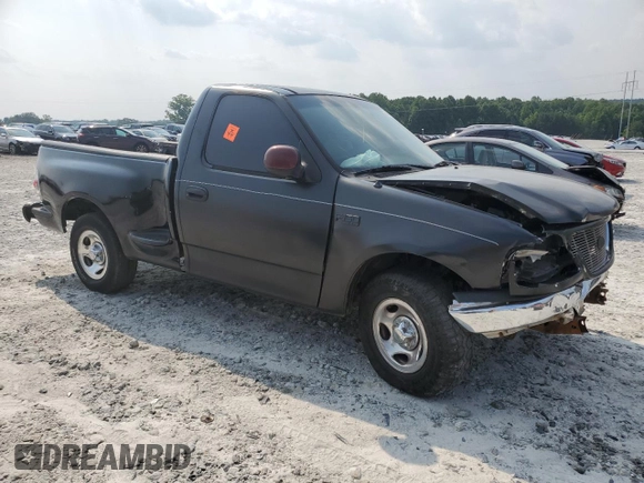 2002 Ford F-150 XL z VIN 1FTRF17252NB52123, wystawiony jako Copart lot #58778435 z przebiegiem Nie podano mil oraz Szkoda całkowita • Salvage title. Historia ofert i sprzedaży dostępna na DreamBid. Obrazek 4.
