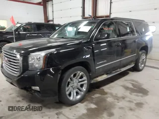 2018 GMC Yukon XL SLT with VIN 1GKS2GKC2JR213729, listed as a IAAI auction lot 41633094 with 83,656 mi miles. Bid and sale history available at carsss.com. Image 17.
