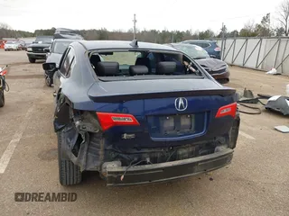 2014 Acura ILX with VIN 19VDE1F37EE013300, listed as a IAAI auction lot 41748115 with 122,732 mi miles. Bid and sale history available at carsss.com. Image 6.