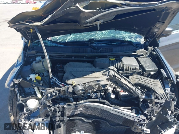2021 Chrysler Voyager LXi with VIN 2C4RC1DGXMR519600, listed as a IAAI auction lot 41813991 with 87,187 mi miles and . Bid and sale history available at DreamBid. Image 10.