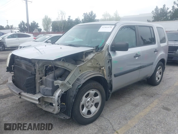 2015 Honda Pilot LX with VIN 5FNYF3H21FB010426, listed as a IAAI auction lot 41901870 with 184,113 mi miles and . Bid and sale history available at carsss.com. Image 19.