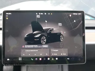 2023 Tesla Model 3 z VIN 5YJ3E1EA1PF546324, wystawiony jako IAAI lot #42103745 z przebiegiem 33 284 mil mil oraz . Historia ofert i sprzedaży dostępna na DreamBid. Obrazek 18.
