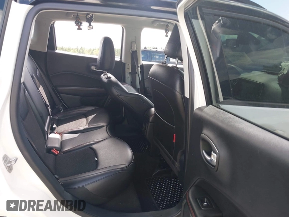 2020 Jeep Compass Trailhawk with VIN 3C4NJDDBXLT189303, listed as a IAAI auction lot 42215585 with 51,453 mi miles and . Bid and sale history available at DreamBid. Image 8.