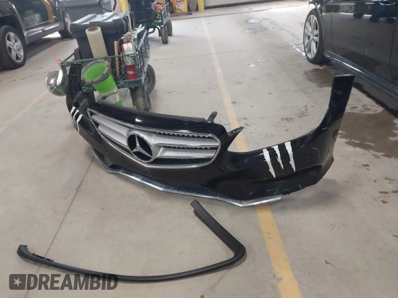 2016 Mercedes-Benz E 350 Luxury with VIN WDDHF8JB5GB259930, listed as a IAAI auction lot 41815019 with 124,265 mi miles and . Bid and sale history available at DreamBid. Image 12.