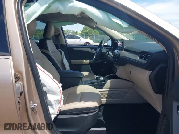 2020 Ford Escape SEL with VIN 1FMCU0H69LUB23895, listed as a IAAI auction lot 42266341 with 88,773 mi miles and . Bid and sale history available at DreamBid. Image 5.