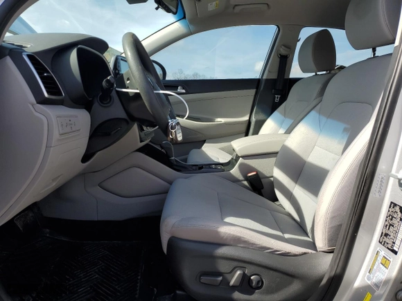 2019 Hyundai Tucson SEL with VIN KM8J3CAL8KU886968, listed as a Copart auction lot 46975995 with 77,202 mi miles and Salvage Title. Bid and sale history available at carsss.com. Image 7.