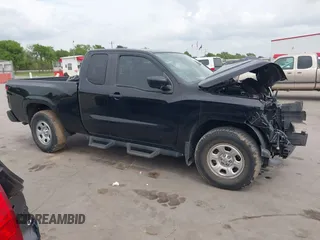 2022 Nissan Frontier S z VIN 1N6ED1CL1NN651392, wystawiony jako IAAI lot #41888997 z przebiegiem 73 835 mil mil oraz . Historia ofert i sprzedaży dostępna na DreamBid. Obrazek 13.