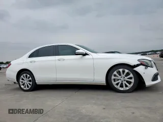 2017 Mercedes-Benz E 300 Luxury z VIN WDDZF4JBXHA191533, wystawiony jako Copart lot #57439265 z przebiegiem 93 125 mil mil oraz Czysty tytuł • Clean title. Historia ofert i sprzedaży dostępna na DreamBid. Obrazek 4.