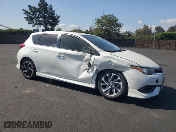 2016 Scion iM z VIN JTNKARJE3GJ521136, wystawiony jako Copart lot #54276185 z przebiegiem 110 186 mil mil oraz Szkoda całkowita • Salvage title. Historia ofert i sprzedaży dostępna na DreamBid. Obrazek 4.