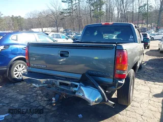2000 Chevrolet Silverado 1500 with VIN 2GCEC19VXY1296243, listed as a IAAI auction lot 41568137 with 239,533 mi miles. Bid and sale history available at carsss.com. Image 16.