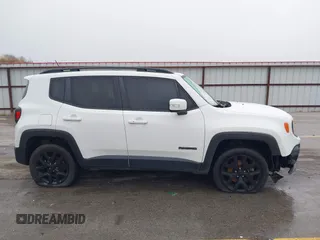 2017 Jeep Renegade Latitude with VIN ZACCJBBB3HPE71456, listed as a IAAI auction lot 41202372 with 72,552 mi miles. Bid and sale history available at carsss.com. Image 13.