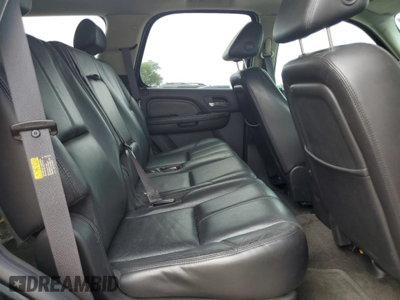2007 GMC Yukon Denali z VIN 1GKFK63877J243158, wystawiony jako Copart lot #58711035 z przebiegiem 183 537 mil mil oraz Czysty tytuł • Clean title. Historia ofert i sprzedaży dostępna na DreamBid. Obrazek 11.