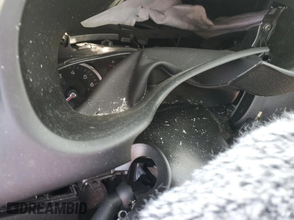 2021 Jeep Renegade Sport with VIN ZACNJCABXMPM22102, listed as a Copart auction lot 48037905 with Not provided miles and Salvage title. Bid and sale history available at DreamBid. Image 9.