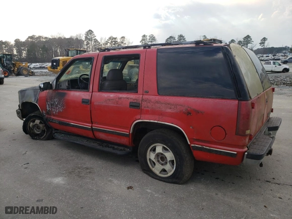 1999 Chevrolet Tahoe Z71 with VIN 1GNEK13R5XJ526703, listed as a Copart auction lot 46286835 with 199,992 mi miles and Salvage Title. Bid and sale history available at carsss.com. Image 2.