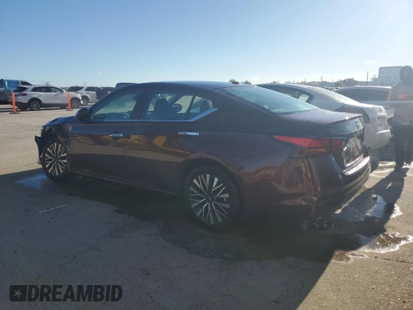 2023 Nissan Altima 2.5 SV with VIN 1N4BL4DV3PN303015, listed as a Copart auction lot 87023374 with 47,904 mi miles and Salvage Title. Bid and sale history available at carsss.com. Image 2.