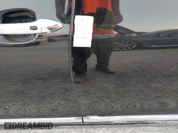 2013 Lexus LS 460 L с VIN JTHGL5EF0D5047651, выставлен на аукционе Copart как лот 74541134 с пробегом Не указан миль и На запчасти • Non repairable. История ставок и продаж доступна на DreamBid. Изображение 12.