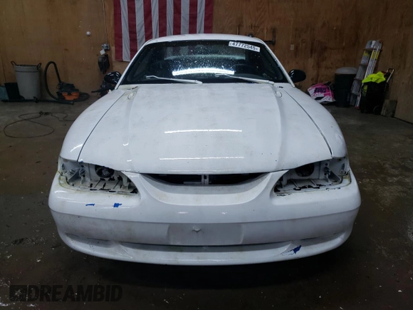 1995 Ford Mustang with VIN 1FALP404XSF266697, listed as a Copart auction lot 47772545 with 97,995 mi miles and Clean Title. Bid and sale history available at carsss.com. Image 5.