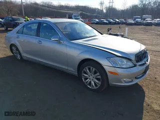 2009 Mercedes-Benz S-Class 5.5L V8 with VIN WDDNG86X69A281707, listed as a IAAI auction lot 41322954 with 184,405 mi miles. Bid and sale history available at carsss.com. Image 1.