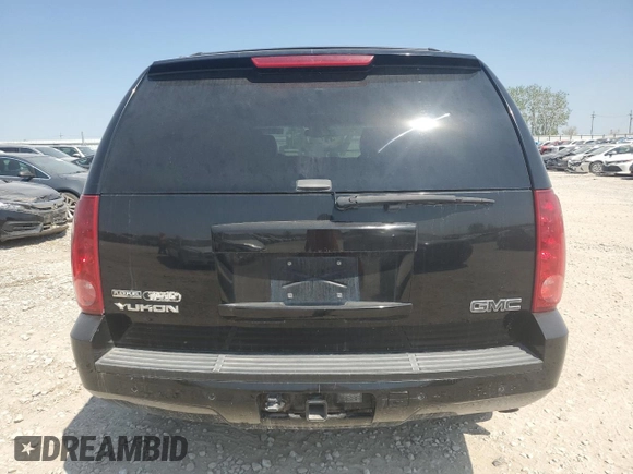 2007 GMC Yukon SLE z VIN 1GKFK13087J321959, wystawiony jako Copart lot #48237705 z przebiegiem 236 802 mil mil oraz Czysty tytuł • Clean title. Historia ofert i sprzedaży dostępna na DreamBid. Obrazek 6.