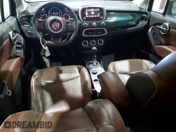 2016 FIAT 500X Lounge z VIN ZFBCFYDT6GP500506, wystawiony jako Copart lot #57641575 z przebiegiem 55 274 mil mil oraz Szkody całkowita. Historia ofert i sprzedaży dostępna na DreamBid. Obrazek 8.