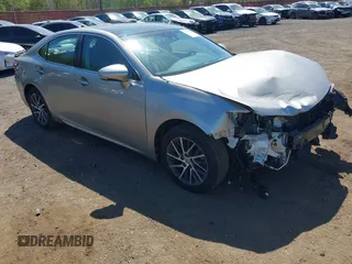 2016 Lexus ES 330 z VIN 58ABK1GG6GU025326, wystawiony jako IAAI lot #42138643 z przebiegiem 56 662 mil mil oraz . Historia ofert i sprzedaży dostępna na DreamBid. Obrazek 1.