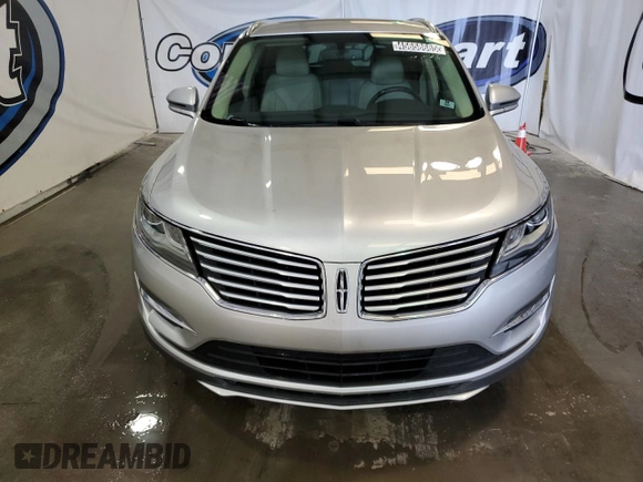 2018 Lincoln MKC Reserve with VIN 5LMCJ3C90JUL28866, listed as a Copart auction lot 45658685 with 75,484 mi miles and Clean title. Bid and sale history available at DreamBid. Image 5.