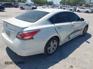 2015 Nissan Altima S with VIN 1N4AL3AP5FN405734, listed as a IAAI auction lot 42059082 with 90,651 mi miles and . Bid and sale history available at DreamBid. Image 4.