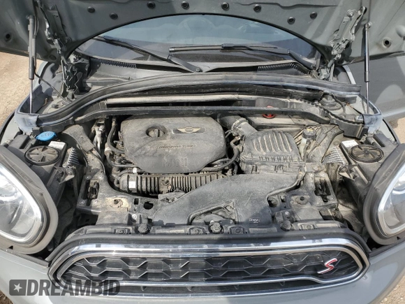 2018 MINI Countryman Cooper S with VIN WMZYT5C31J3E60896, listed as a Copart auction lot 48239805 with 110,260 mi miles and Clean title. Bid and sale history available at DreamBid. Image 11.