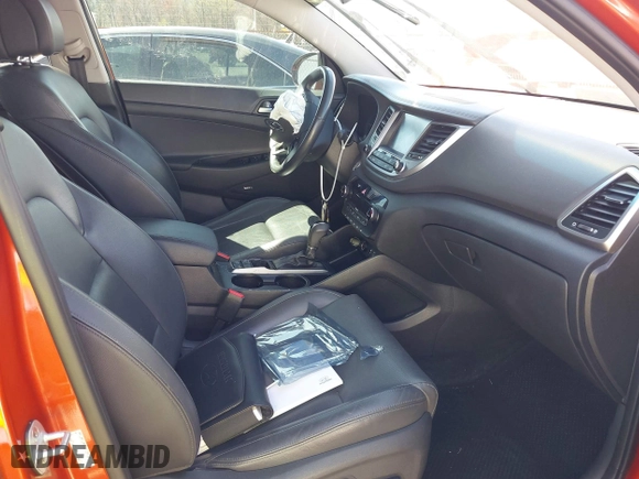 2017 Hyundai Tucson SE Plus with VIN KM8J33A49HU522995, listed as a IAAI auction lot 41846146 with 1 mi miles. Bid and sale history available at carsss.com. Image 5.