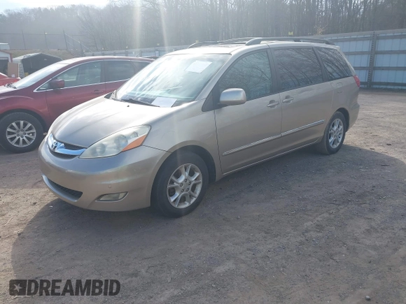 2006 Toyota Sienna XLE with VIN 5TDZA22C16S571350, listed as a IAAI auction lot 41725551 with 233,487 mi miles. Bid and sale history available at carsss.com. Image 2.