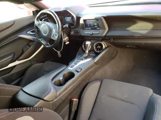 2020 Chevrolet Camaro 1LT with VIN 1G1FB1RX4L0122772, listed as a Copart auction lot 41727593 with 42,654 mi miles. Bid and sale history available at carsss.com. Image 8.