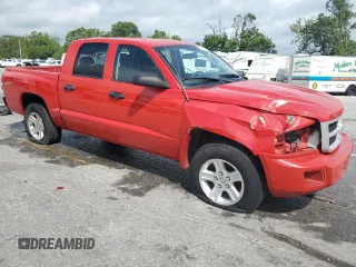 2010 Dodge Dakota Bighorn/Lonestar z VIN 1D7CW3GK9AS228269, wystawiony jako Copart lot #54786095 z przebiegiem 175 749 mil mil oraz Szkoda całkowita • Salvage title. Historia ofert i sprzedaży dostępna na DreamBid. Obrazek 4.
