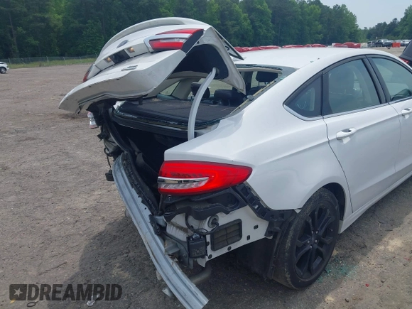 2020 Ford Fusion SE with VIN 3FA6P0HD9LR226500, listed as a IAAI auction lot 42296526 with 48,468 mi miles and . Bid and sale history available at DreamBid. Image 18.