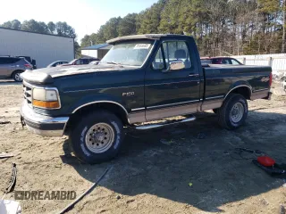 1992 Ford F-150 with VIN 1FTEF14N0NNA70012, listed as a Copart auction lot 88668695 with 141,069 mi miles and Salvage Title. Bid and sale history available at carsss.com. Image 1.