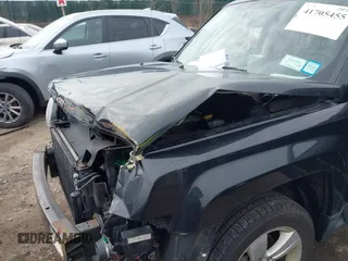2011 Jeep Patriot Latitude X with VIN 1J4NF4GB2BD173690, listed as a IAAI auction lot 41705455 with 47,145 mi miles and . Bid and sale history available at DreamBid. Image 13.