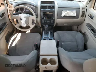 2008 Ford Escape XLS с VIN 1FMCU02Z08KB06103, выставлен на аукционе Copart как лот 60934415 с пробегом Не указан миль и Списание • Salvage title. История ставок и продаж доступна на DreamBid. Изображение 8.