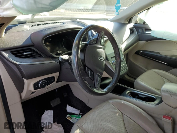 2018 Lincoln MKC Reserve with VIN 5LMCJ3C96JUL00344, listed as a Copart auction lot 88991995 with Not provided miles and Salvage title. Bid and sale history available at DreamBid. Image 8.